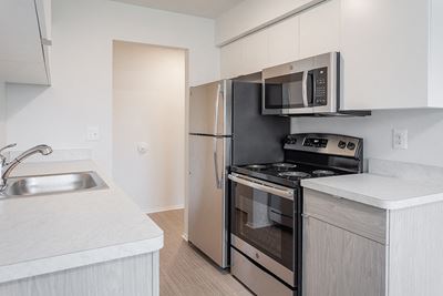 Contemporary Kitchen Finishes at Lafayette Park Place, Detroit, MI, 48207